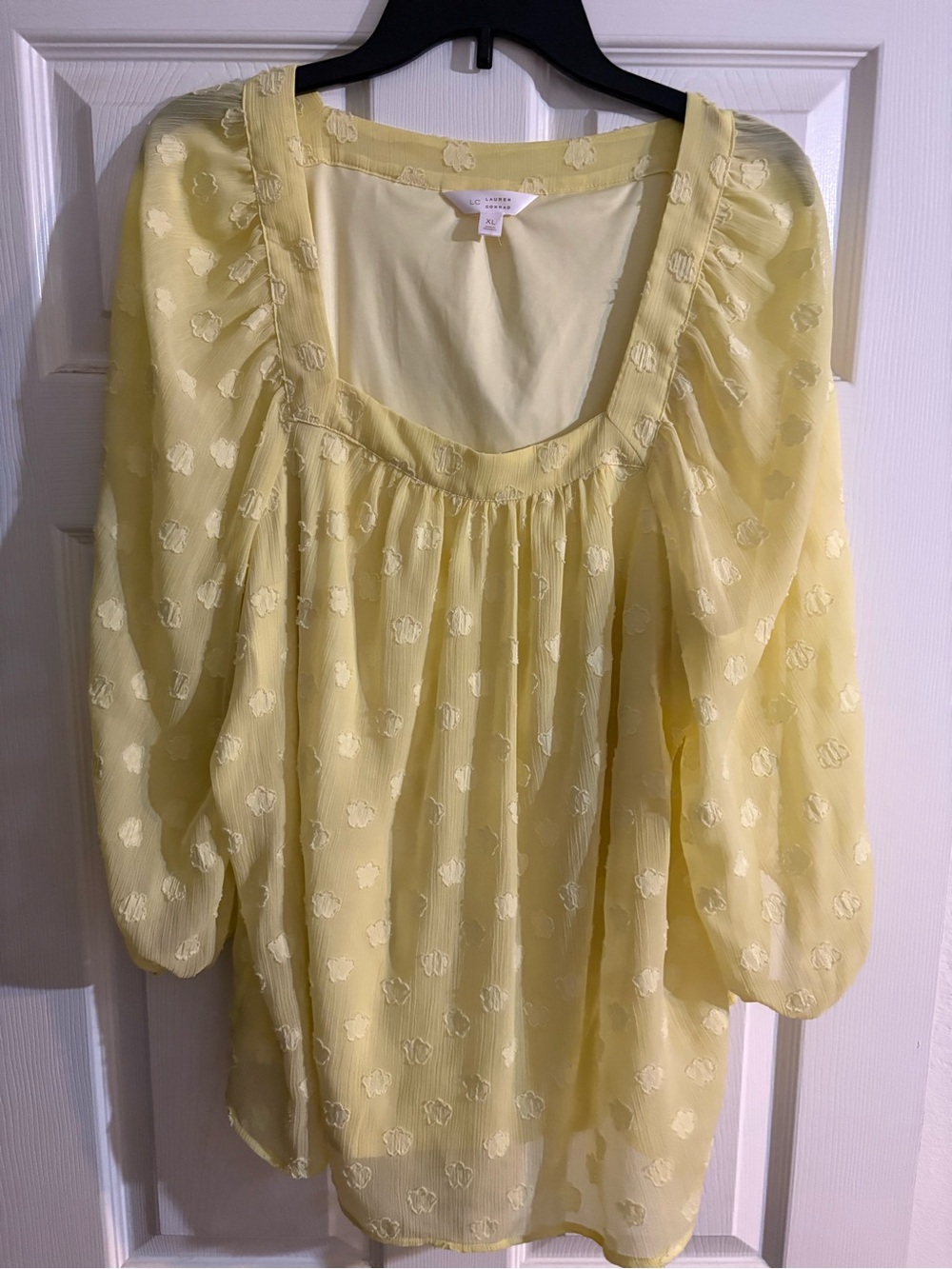 Lauren Conrad Sunny Yellow SZ XL Blouse with Puff Sleeves